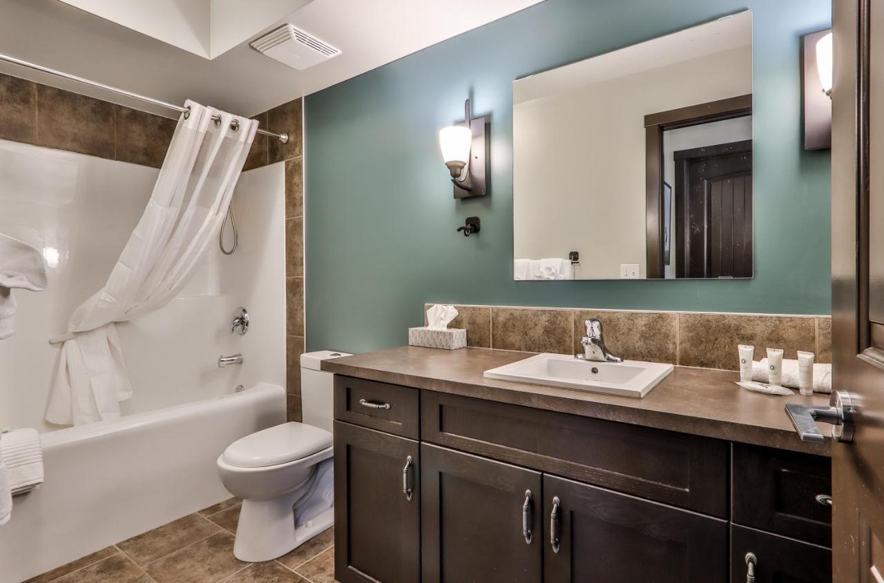 Dead Mans Flats Fenwick Vacation Rentals - Scenic 1 Bedroom Plus Den, Pet Friendly المظهر الخارجي الصورة